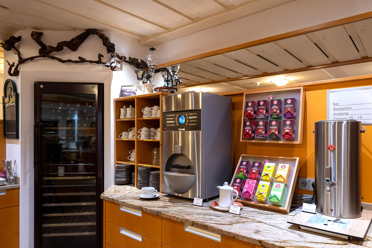 fruehstuecksbuffet-kaffee-tee-hechl-tauplitz