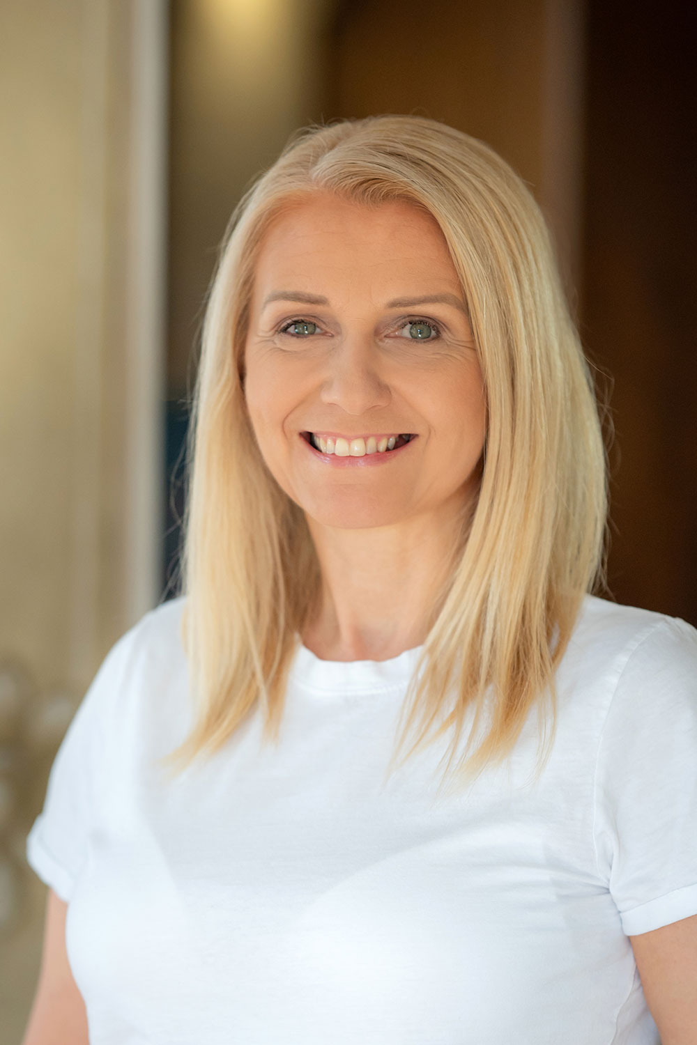 mitarbeiterin-danjiela-küche-hechl-tauplitz